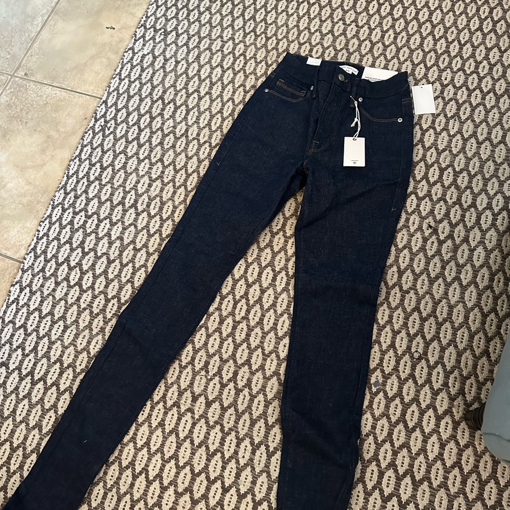 NEVER WORN TAGS STILL ON JEANS